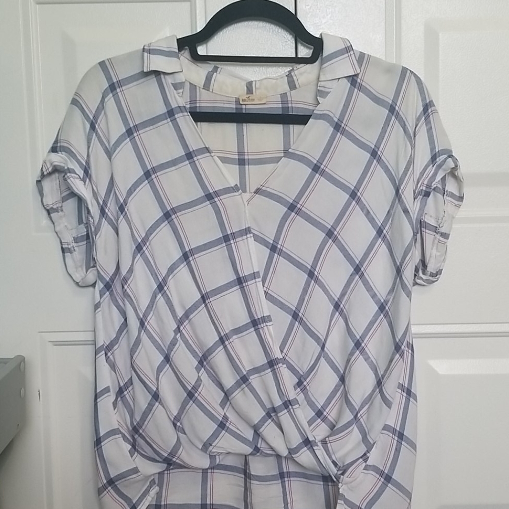 Hollister | flowy plaid shirt